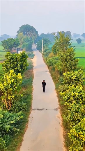 Liyakat Ansari on Instagram: "Drone shoot edit tutorial 🤩✨☑️ . . . #tutorial #trending #reels #fyp #viral #tech #exploer #technology #reelsindia #exploerpage"
