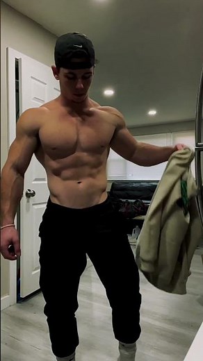 Sleeper build 🔥 pump under the cover / matt cuff shows Aesthetic pumped body