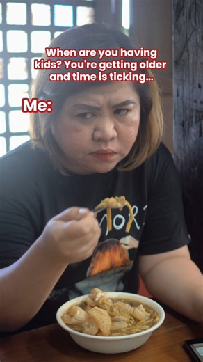 Really? Right in front of my Batangas Lomi? 🥴 | Andy's Famous Batangas Lomi & Bulalo