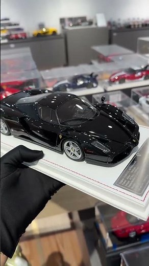 Showcasing 1:18 Ferrari Classic Model ENZO Gloss Black | Diecast Supercars #diecast