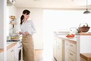 Kitchen Splashbacks, Difference Between Glass And Tiles!