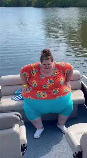 Woman SINKS Pontoon Boat By Walking!