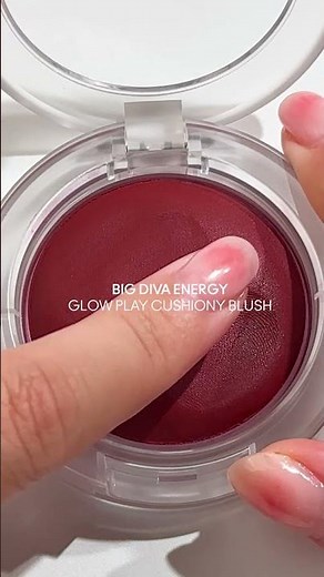 This Holiday kit makes the perfect Secret Santa gift.