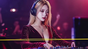 https://youtu.be/V73o9C_2D_U 2.5小时 nonstop DJ Remix音乐，让你high翻全场无法安静 | DJ MoonBaby
