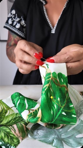 Mimi G on Instagram: "I finished my @simplicity_creative_group #S9756 separates and I love them! I had this fabric in my stash for a while and was so excited to finally make something. I love being able to wear these two pieces together or separately and I definitely plan to do that. 🥰 Have you sewn this pattern yet? Shop patterns at simplicity.com (including pdfs)"