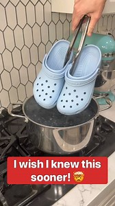 2.3K views | You've been washing crocs wrong #reels #fbreels #hack #lifehack | Playing with Food | Facebook