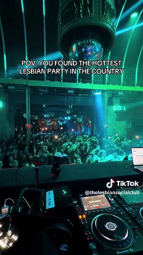 Experience the Hottest Lesbian Party at Loft 22