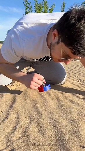 1.4M views · 4.5K reactions | Magnet Finds Beach Coins | 5-Minute Crafts Play | Facebook