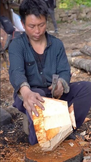 The Color Shock of Yi People! Unearthing the 1000-Year-Old 'Living Fossil' Yi Sancai Potte