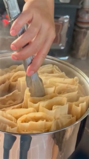 Tamales de Fruta Cristalizada, bien esponjaditos, aromáticos y perfectos para compartir en Navidad. Pueden ver la receta completa en youtube: https://youtu.be/3QIEKUa8W9M?si=B5QiaVv8aCbU_zNM Canal de youtube La Herencia de las Viudas, donde encontrará mas recetas tradicionales de México y nuestra región: www.youtube.com/@laherenciadelasviudas #receta #recipe #receitas #christmas #diciembre #navidad | La Herencia de las Viudas