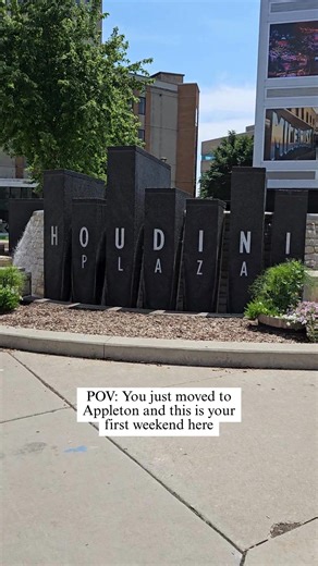 When you're new to Appleton👇 - Start with listening to the fountain as you sip coffee at City Park - Walk through Houdini Plaza in Downtown Appleton - Spend some time boating on the Fox River - Stop by Gibson Community Music Hall for live music Thinking about putting down roots in Appleton? 👉 Comment “GUIDE” and I’ll send over my free relocation guide to help you find the right place to live based on budget, schools, and lifestyle ↓ 👋 I’m @carolyn_Company - Appleton local and real estate agen