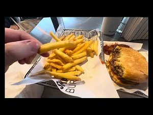 Is Smashburger Worth the Hype? First Time Trying! 🍔