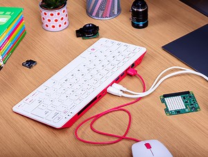 Raspberry Pi 400 Crams an Entire Computer Into a Compact Keyboard