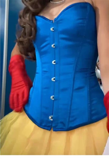 Halloween Celebrations with Friends Inspired by Snow White