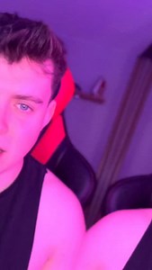 Ochrona dokumentów PDF przed nieautoryzowanym dostępem – proste kroki - Wybierz plik PDF, który chcesz zabezpieczyć. - Otwórz narzędzie do zarządzania dokumentami PDF. - Wybierz opcję dodania hasła do wybranego pliku. - Ustaw silne hasło, które zapewni odpowiedni poziom bezpieczeństwa. - Zapisz zmiany i upewnij się, że plik jest teraz dostępny tylko dla osób z hasłem. Czy wiesz, jakie techniki dodatkowo zwiększają bezpieczeństwo Twoich dokumentów PDF? Podziel się w komentarzu! #ochronaPDF #bezpi