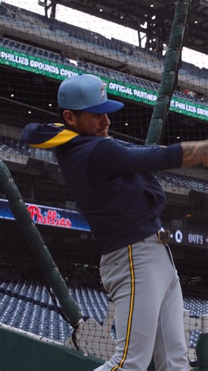 29K views · 474 reactions | Big-time business trip brewing | Milwaukee Brewers | Facebook