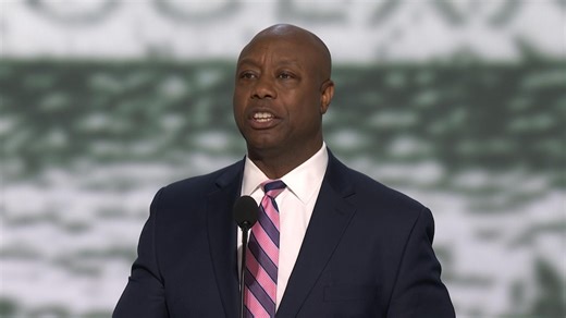 Sen. Tim Scott electrifies crowd in rousing speech