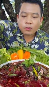 ซอยแบบลูกเต๋าพอดีคำ ซดแซ่บๆ