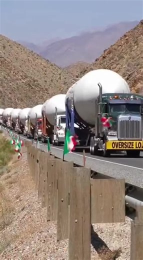 iran 🇮🇷🚀 People of Iran raise their voices for freedom, justice, and human rights #IranProtests #FreeIran #WomanLifeFreedom #StandWithIran #HumanRights .