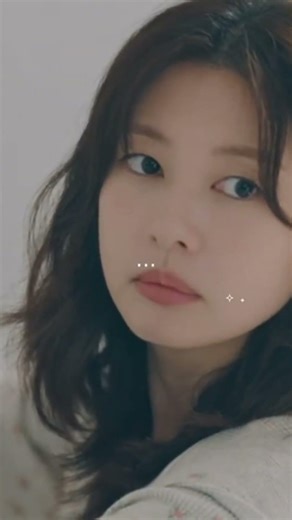 estoy enamorada pero mi pelo es natural 🥀