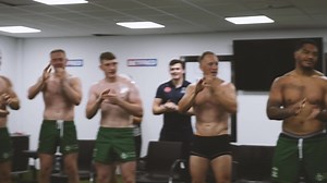 🎼 SING IT LADS!! 🔊 | Warrington Wolves