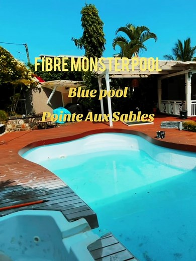 FIBRE MONSTER POOL in Pointe Aux Sables