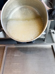 Celebrating their 25th anniversary with Candy | Rocks & Rolls Candy