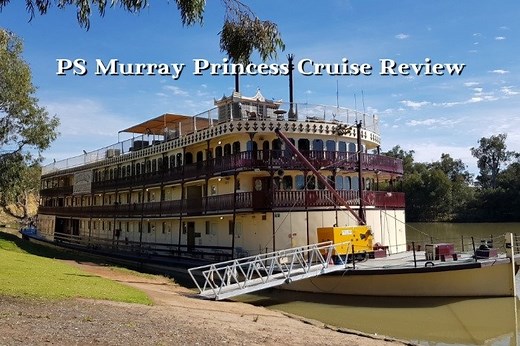 Cruising the Murray River South Australia