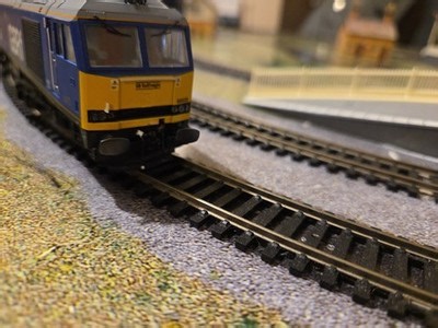 Hornby Class 60 Dcc Sound Fitted With Stay Alive.  | eBay UK