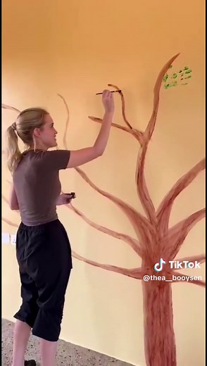 Painting Schools in Ghana: A Colorful Philanthropic Journey
