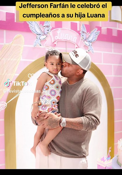 Jefferson Farfán celebra el cumpleaños de Luana