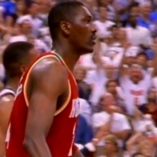 The TOP 10 career plays from Hall of Famer & NBA all-time blocks leader Hakeem Olajuwon! #NBABlockWeek | NBA