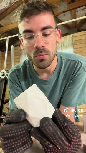 Transforming 100 Toothpaste Tubes into a Toothbrush Holder