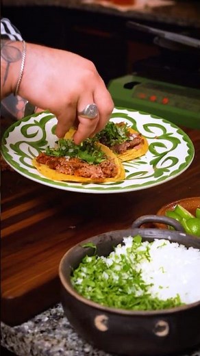 Street Tacos Done Right #tacosdesuadero #mexicocity
