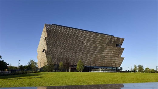 Trump scrutinizes Smithsonian for 'woke' content, prompting censorship concerns