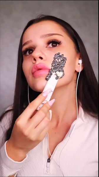 DIY Caviar Face Mask Tutorial.