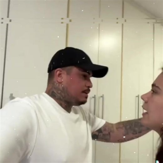 Mc Chapô e Robinho: Edits e Vídeos de Tapa