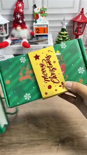🎁 Turn boring cash gifts into unforgettable reactions! 💸 The Surprise Explosion Gift Box bursts open with flying envelopes and laughter — creating priceless memories for christmas, birthdays, weddings, and more. ✨ Easy to use, reusable, hilarious, and guaranteed to make them smile. 😍 | Traidition0T#