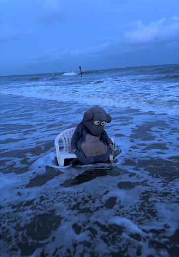 Tim Cheese (@bigbackedrats)’s video of Jeff Buckley