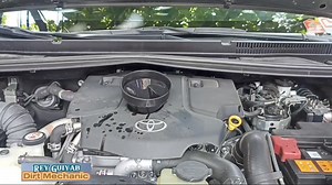 TOYOTA INNOVA; Change oil and flushing #streamadsonreels #instreamadsmonetization #reelsvideoシ #changeoil #changeoilfilter #dirtmechanic #mechanic #toyotainnova | Reynante Concepcion Guiyab