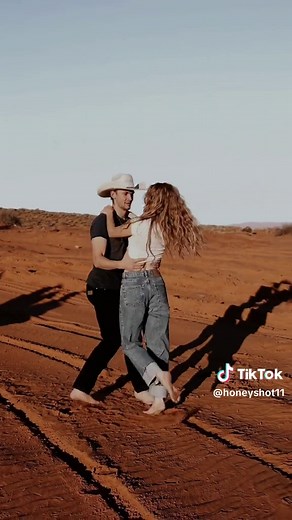 Country Swing Dancing for Beginners - The Date Dip Tutorial