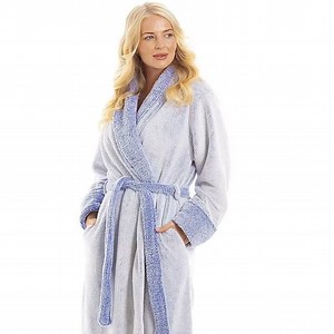 [Hot Item] Fluffy Fuzzy Cozy Warm Lightweight Bathrobe Women Sherpa Robe Fleece Plush Soft Sleepwear Manufacturtr