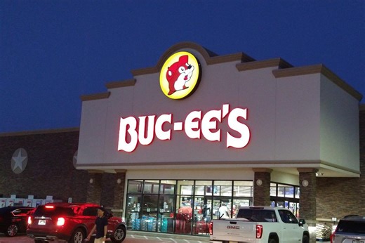 Buc-ee’s $1 Mini Buckets Are Taking Over Texas