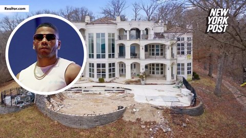 Rapper Nelly lists abandoned St. Louis mansion at $600k