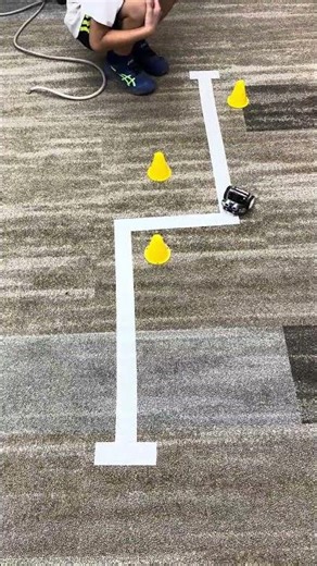 micro:Maqueen でジグザグ走行