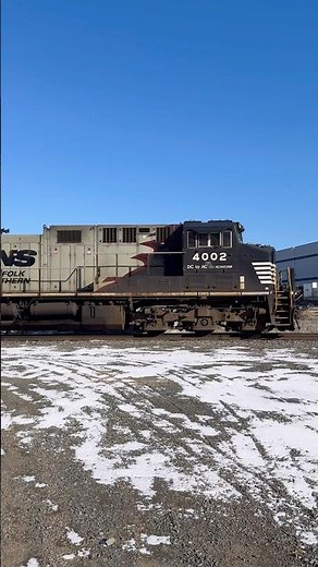 NS 4002 “Shadow” in Linden, NJ #rail #norfolksouthern #eastrail #train #railtrack #railroad #trains