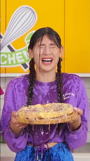 WOW! CAKE DECORATING CHALLENGE by 123 GO! Kevin