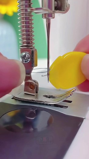 Cómo insertar hilo en la aguja: gadgets útiles