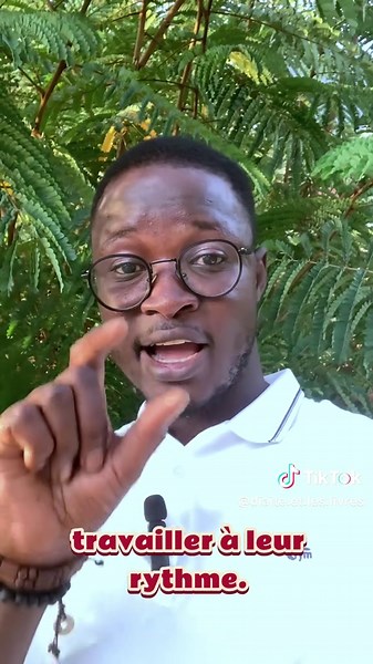 🚀 Tu veux devenir le génie de ta classe en L ou L2 ? Voici 4 sites indispensables que tout étudiant en lettres devrait utiliser pour briller en littérature, philo et culture générale ! Des outils gratuits, puissants, et souvent ignorés… mais qui vont transformer ta manière d’apprendre. 📚 Suis-moi pour plus d’astuces : @DIAITE et les livres ! #É#ÉtudiantLittéraireR#RéussiteScolaireT#TikTokÉducationA#AstucesLettresTeamLittéraire