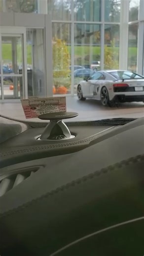 The moving speakers of the #audi #audia7